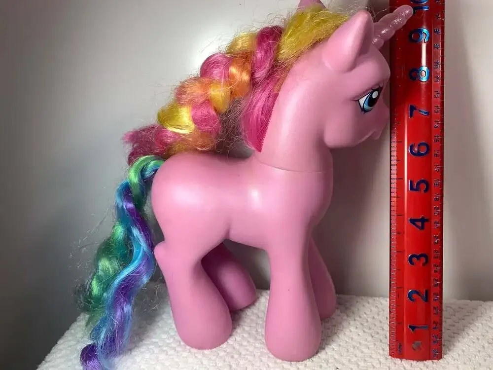 My Little Pony Pink Rainbow 2005 Heart Cutie Mark